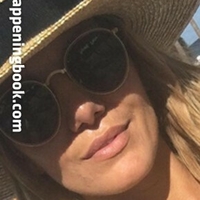 Kristin Reed Naken
