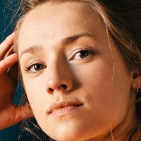 Kristine Kujath Thorp Naken