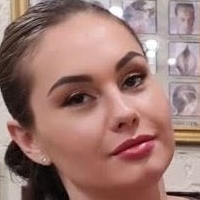 Lady Barber Alyona Naken