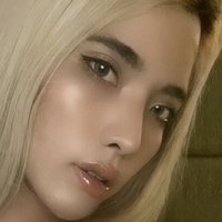 ladyboyBella Naken