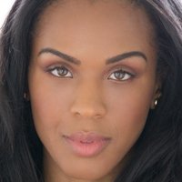 Laila Odom Naken