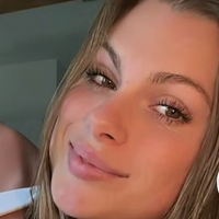 Lana Roosje Naken