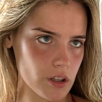 Lara Daniels Naken