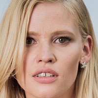 Lara Stone Naken