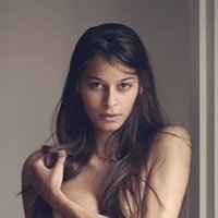Lara Swiecicki Naken