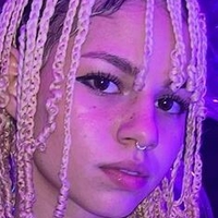 Larissa Kimberlly Naken