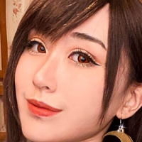 Larissa Rochefort Naken