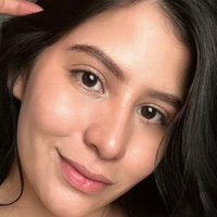 Laura Cookie Naken
