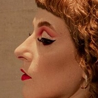 Laura Fernandes Naken