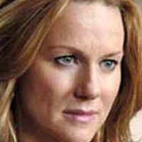 Laura Linney Naken