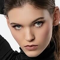 Laura Offermann Naken