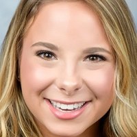 Lauren Bell Naken