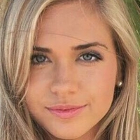 Lauren Cowling Naken