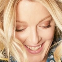Lauren Laverne Naken