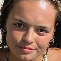 Lauren Lindsay Naken