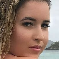 Lauren Sangster Naken
