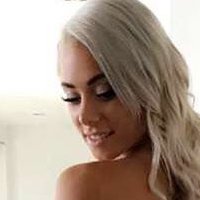 Lauren Simpson Naken