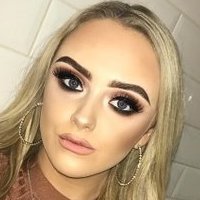 Lauren Walsh Naken