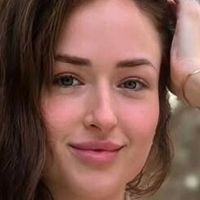 Laurence Drouin Naken