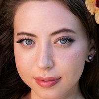 Lauryn Wolfe Naken