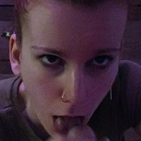 lea_raudona Naken