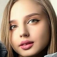 Leah Air Naken
