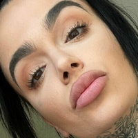 Leigh Raven Naken