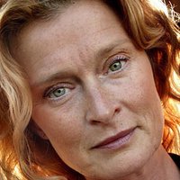 Lena Endre Naken