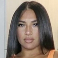 Leslie Ines Naken