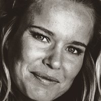 Linda Haynes Naken