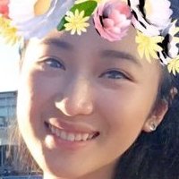 Linda Pham Naken