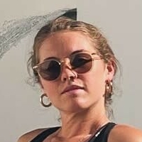 Lindsay Bushman Naken