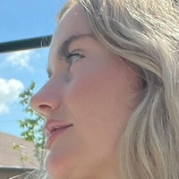 Lindsay Smith Naken