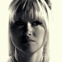 Lisa Marie Newmyer Naken