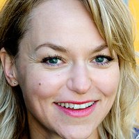 Lisa Wagner Naken
