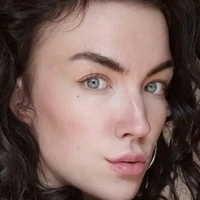 Lisbeth Mueller Naken