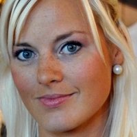 Lisbeth Olsen Naken