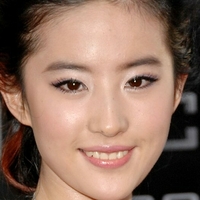 Liu Yifei Naken