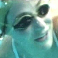 Liz Barker Naken