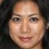 Liza Lapira Naken