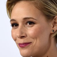 Liza Weil Naken
