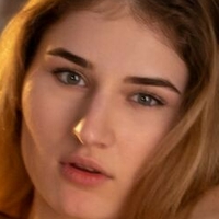 Lorelei Naken