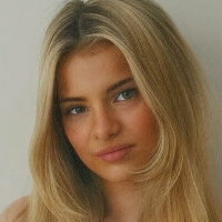 Lotta Naken