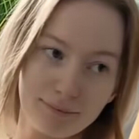 Lou Petite Naken