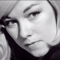 Luana Anders Naken