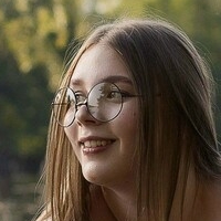 lucylaistner Naken