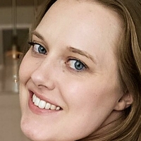 Lyalena Naken
