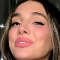 Lyna Perez Naken