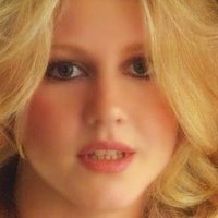 Lynda Wiesmeier Naken