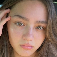 Mabel Chee Naken